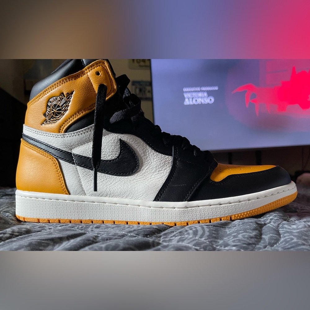 Air jordan 1 taxi